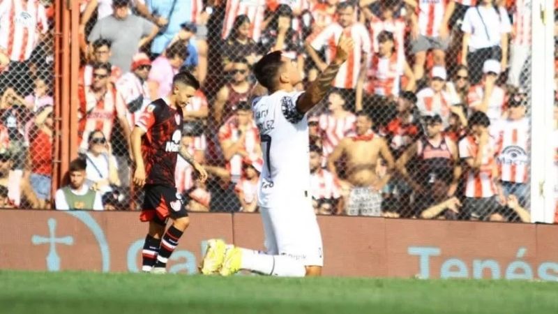 Triunfos de Independiente y Vélez, en la Copa