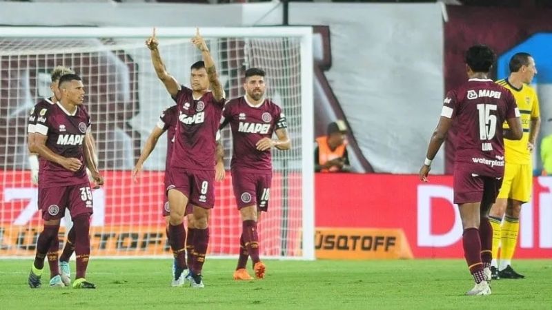 Lanús le ganó 2-1 a Boca y es escolta