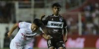 NO PUDIERON. Aunque ambos lo quisieron, terminaron empatando sin goles Unión y Platense.