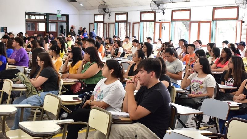 Con la apertura de nuevas carreras Derecho dio la Bienvenida a sus ingresantes