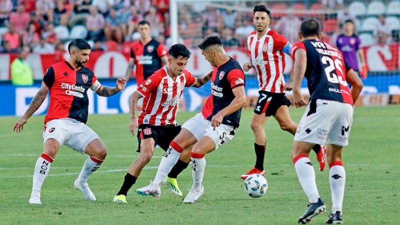 Triunfos de Estudiantes y Riestra