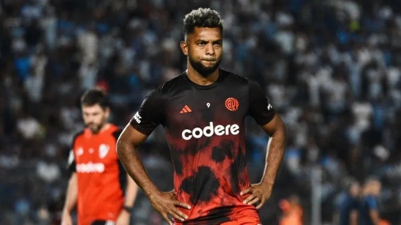 Sin día libre, Borja hizo trabajos de kinesiología