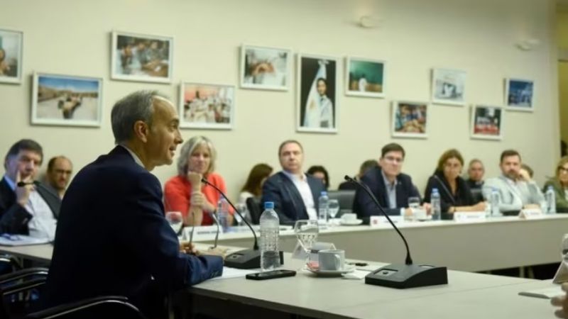 Nación convocó a los gremios docentes para el próximo martes