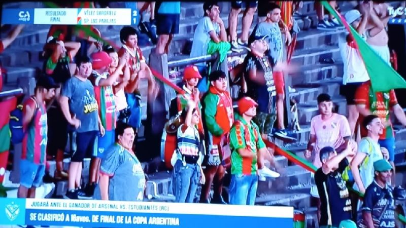 Sp. Las Parejas le dio trabajo a Vélez: 2 a 1