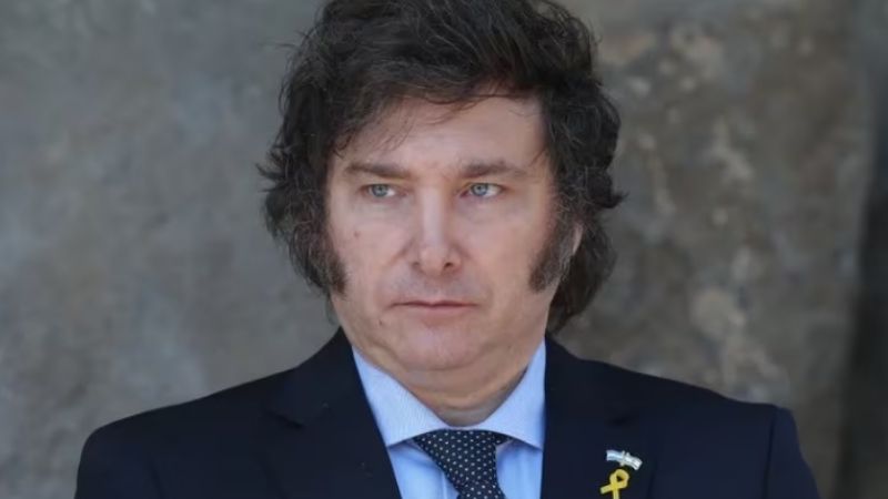 De Milei a Torres: “Proceda con su amenaza y hágase cargo de las consecuencias en la Justicia”