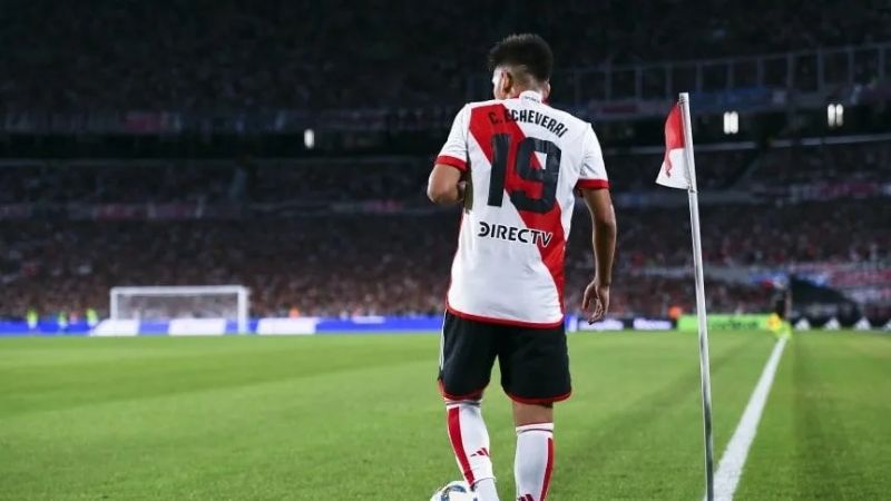 Echeverri adentro; la duda, Fonseca o Villagra, en River