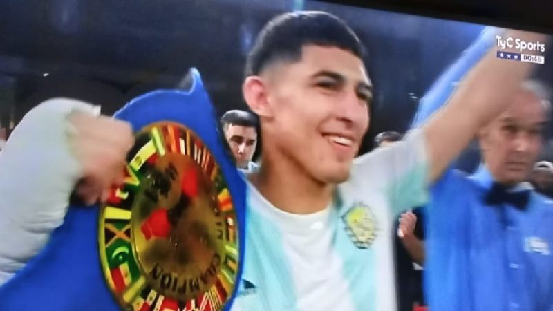 Josué Agüero KO 1 y retuvo su título