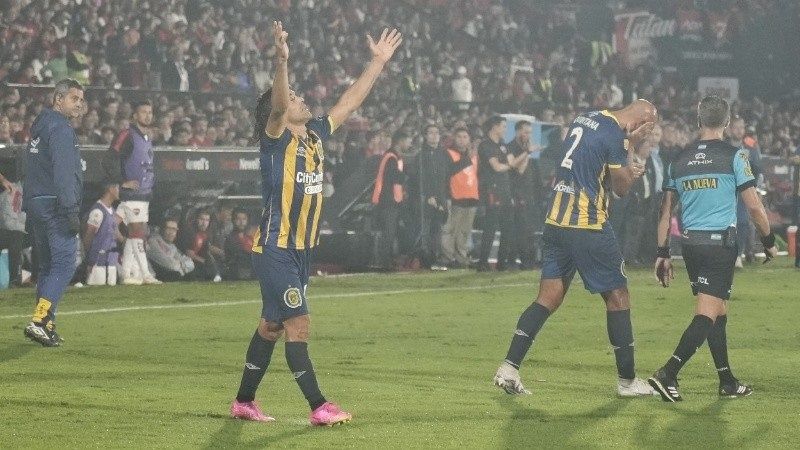 En Rosario…, Central; en La Plata, empate