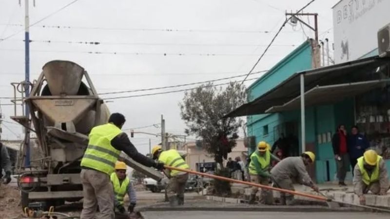 UOCRA en estado de asamblea permanente por los despidos tras la caída de obra pública