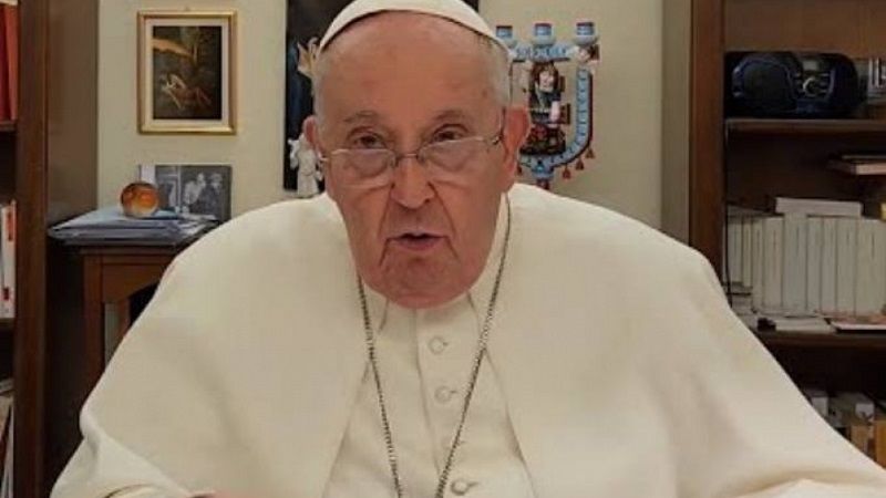 Mensajes del Papa para los jueces y para Milei