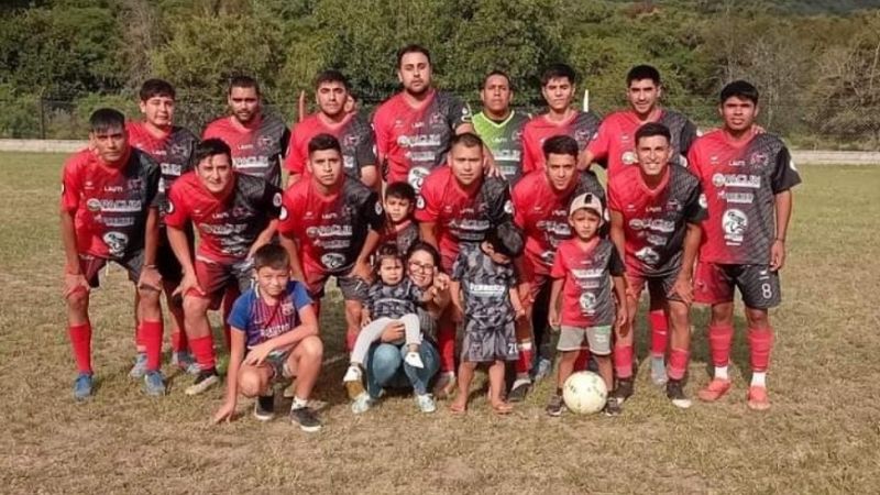 Jornada de clásico en la Liga de Fútbol de Paclín