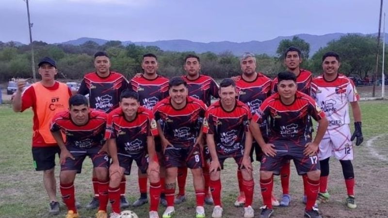 Jornada de clásico en la Liga de Fútbol de Paclín