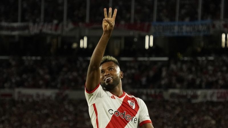 Histórico “triplete” de Borja en River