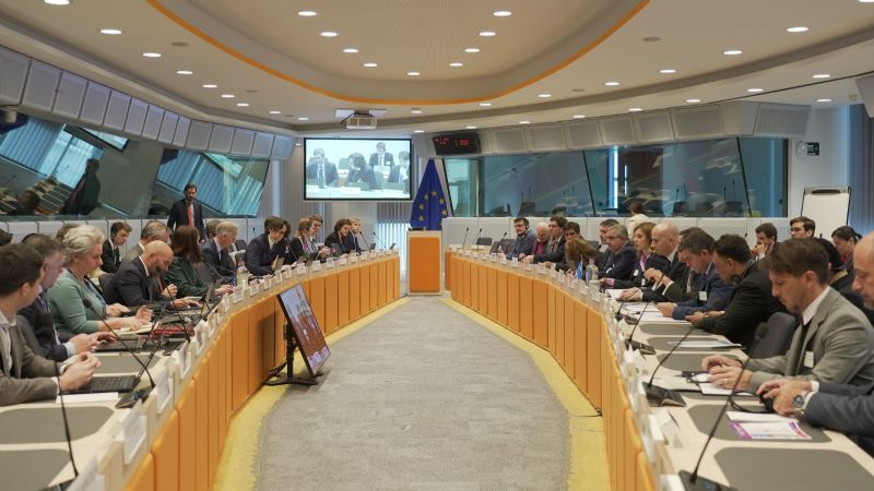 Gobernadores consolidan oportunidades de inversión en litio, cobre y energías renovables con la Unión Europea