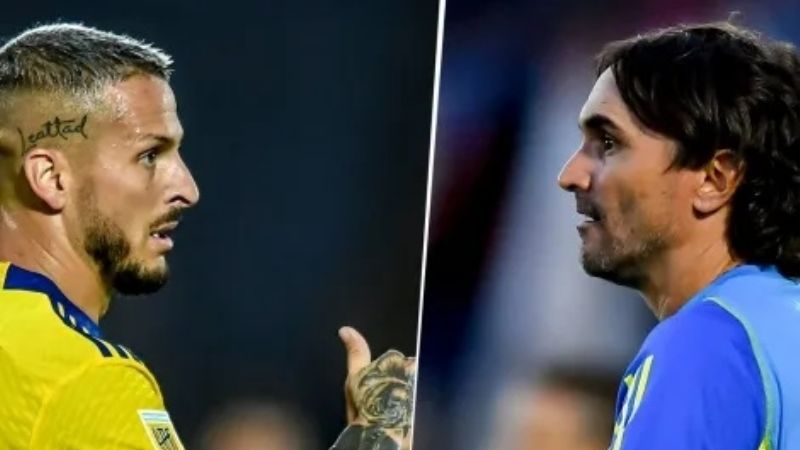 Benedetto elogió al DT Diego Martínez