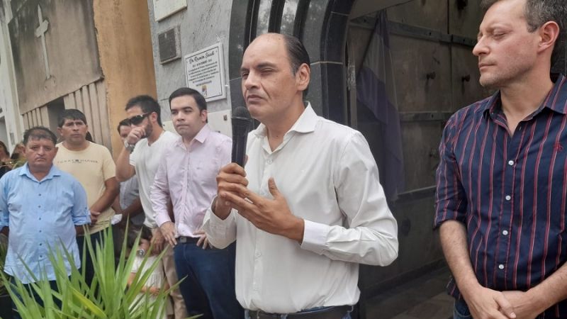 Nutrido y sentido homenaje a Ramón Saadi