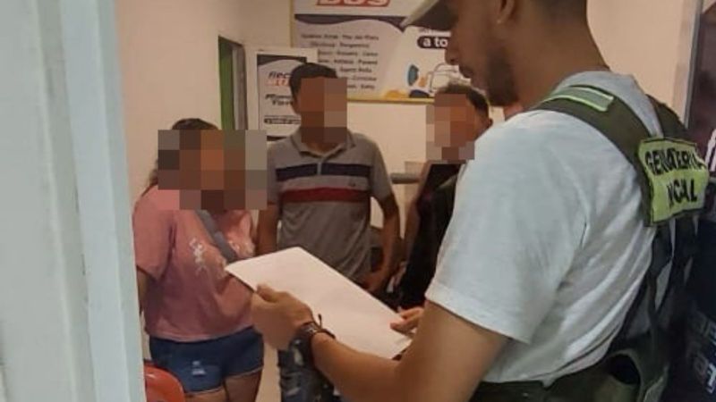 Detuvieron a dos personas cuando retiraban más de 30 kilos de cocaína