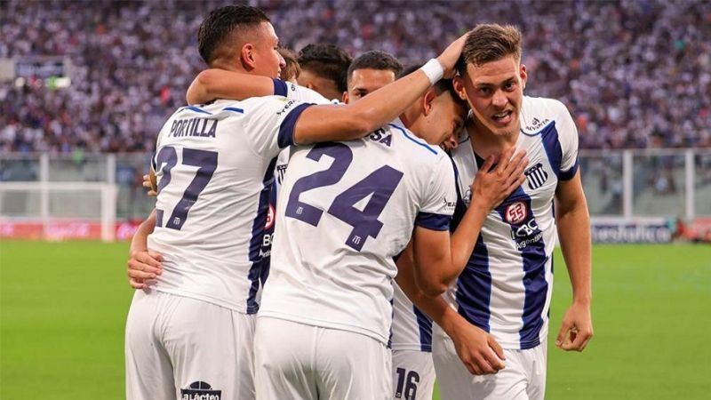 Talleres goleó y se prendió; Bicho y El Tomba también arriba