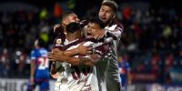 EUFÓRICO FESTEJO de Lanús, que le ganó de visitante a Tigre, ahora último en la Zona B.