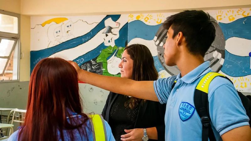 Carrizo responsabilizó al gobierno por la falta de inversión en la infraestructura de las escuelas