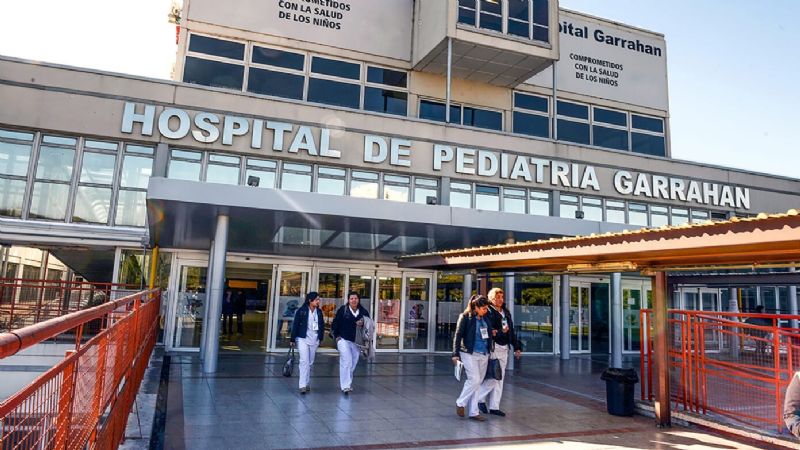 Bebé de dos meses es tratado en el Hospital Garrahan