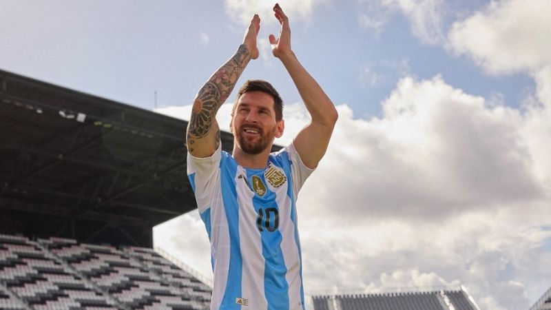 Las nuevas camisetas de la Selección Argentina