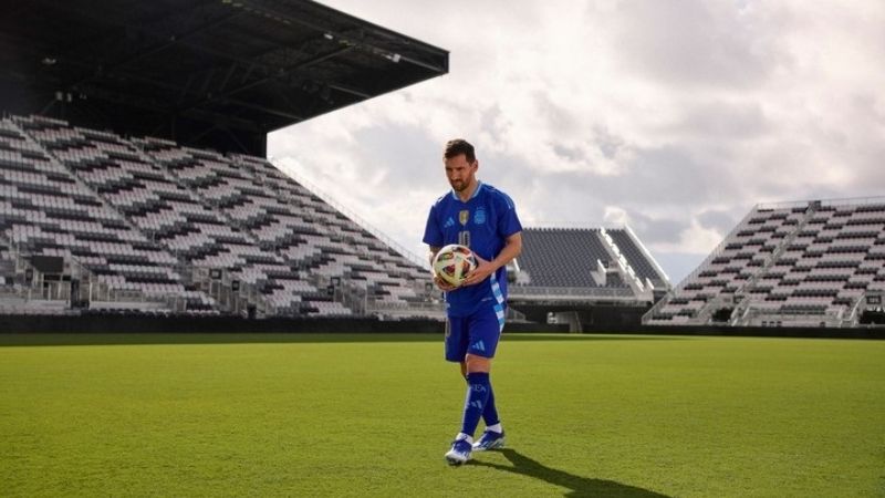 Las nuevas camisetas de la Selección Argentina