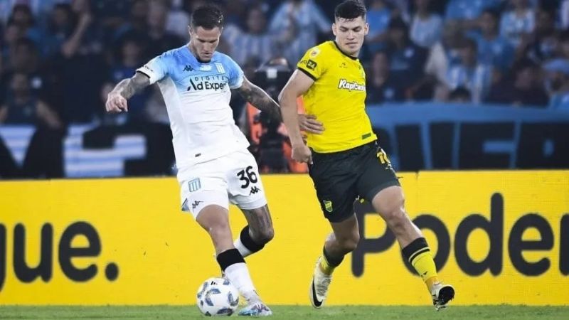 Juanfer “salvó” a Racing y San Lorenzo se acordó de ganar