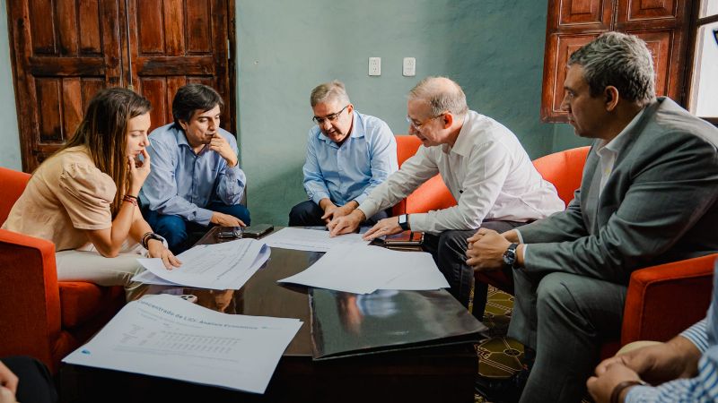 El Gobernador se reunió con autoridades de Galan Lithium