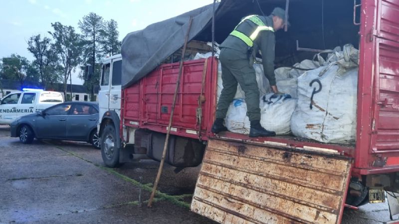 Gendarmería incautó más de 28.000 kilos de alambre de cobre ilegal