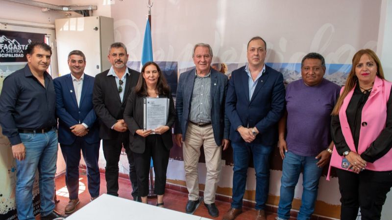 Antofagasta coordinará acciones con la Universidad Tecnológica Nacional