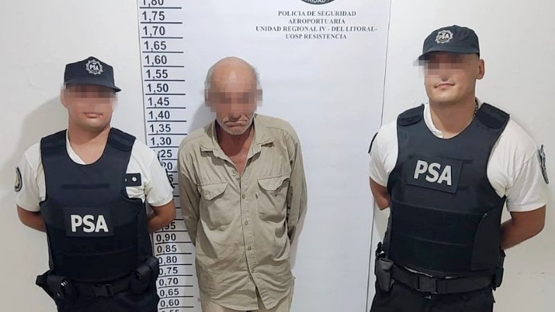 Detienen a prófugo mientras caminaba por la calle