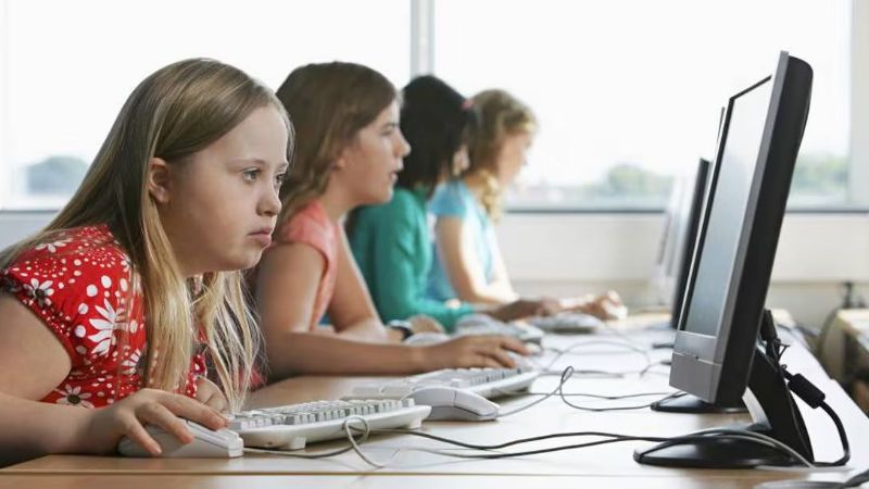 Día mundial del síndrome de Down: Lanzan campaña “Derribemos mitos”