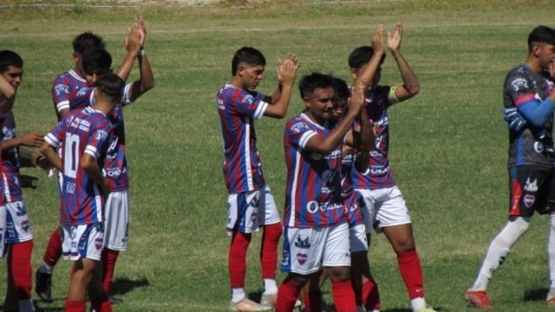 Ganaron El Auténtico y Obreros, cerrando la 1ra.