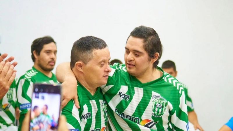 Las Chacras agasajó a las/os chicas/os down