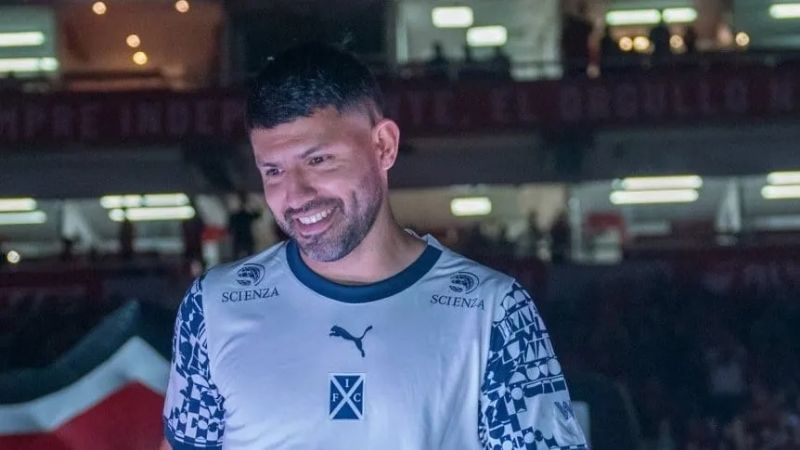 "La ilusión y las ganas están" reiteró el “Kun” Agüero