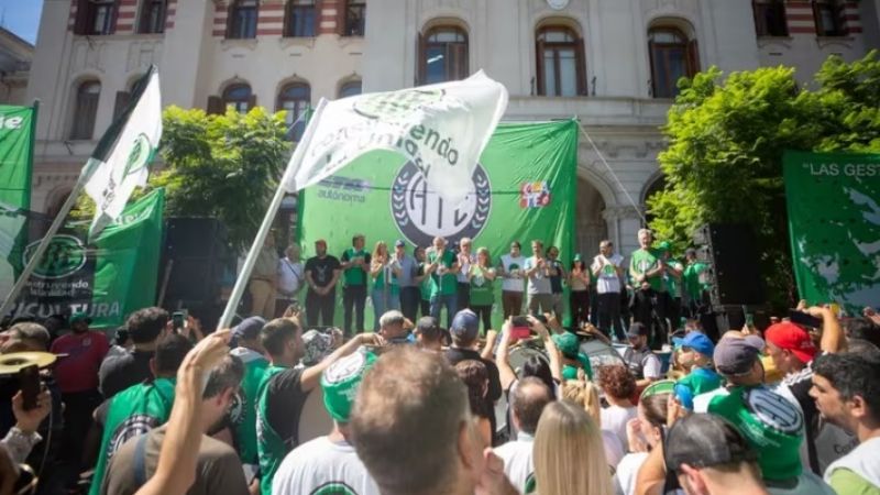 ATE anunció un paro nacional tras los dichos de Javier Milei