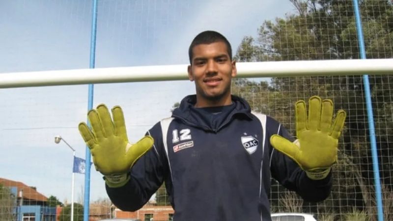 Benítez, el arquero que querían Francia y Paraguay