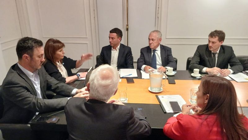 Monti con Patricia Bullrich