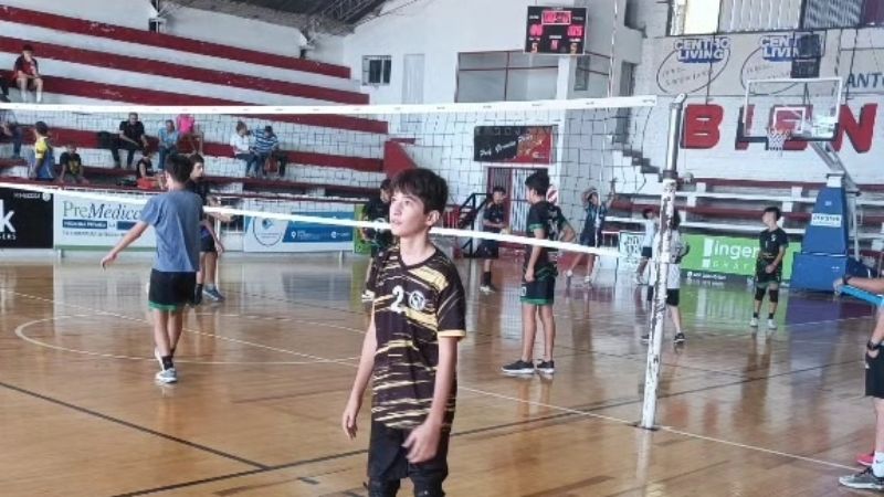 Gran convocatoria en selectivo masculino de vóley