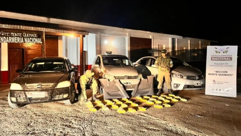 Secuestran más de 37 kilos de cocaína y detienen a ocho personas