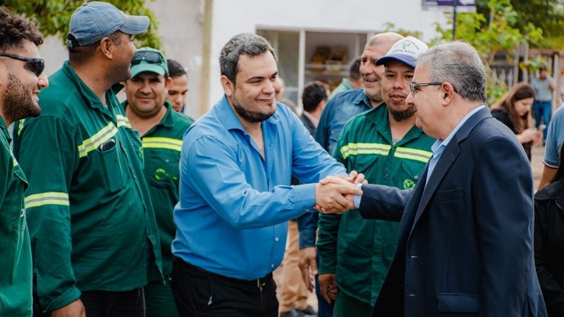 Jalil inauguró obras de infraestructura y contención social
