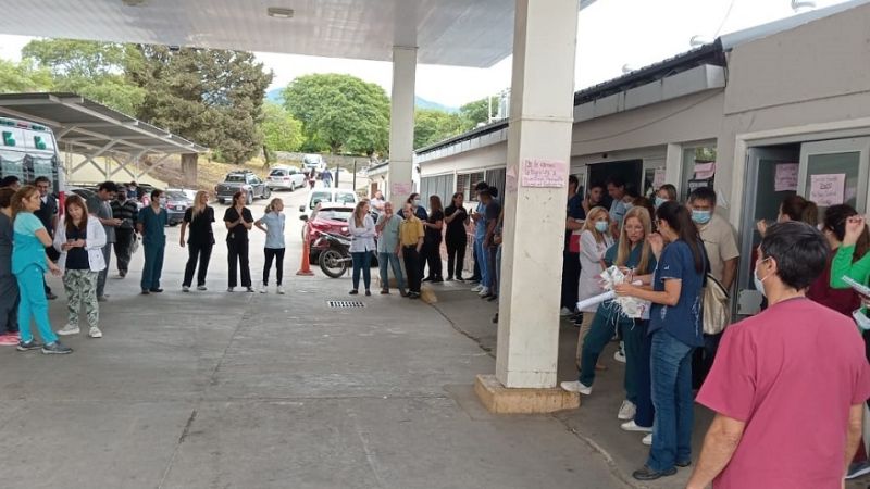 En Salud, el clima está cada vez más caldeado