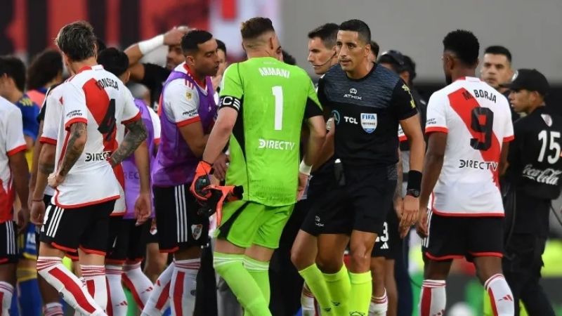 Falcón Pérez dirigirá River y Estudiantes