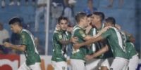 BANFIELD celebró en Tucumán, donde agudizo el mal momento de Atlético, que cayó en zona de descenso.
