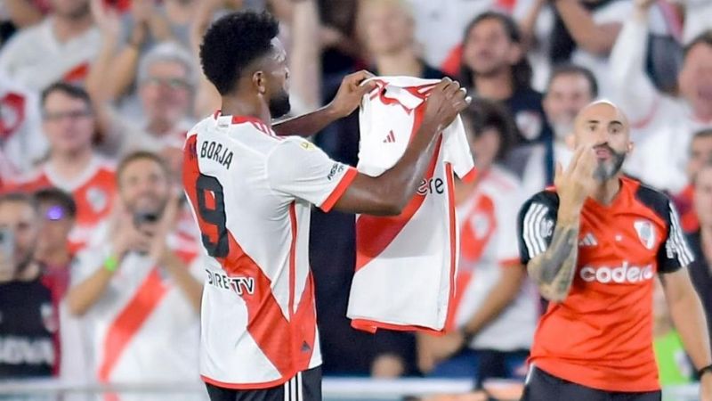 River ganó con 2 goles de Borja y Banfield goleó a Atlético