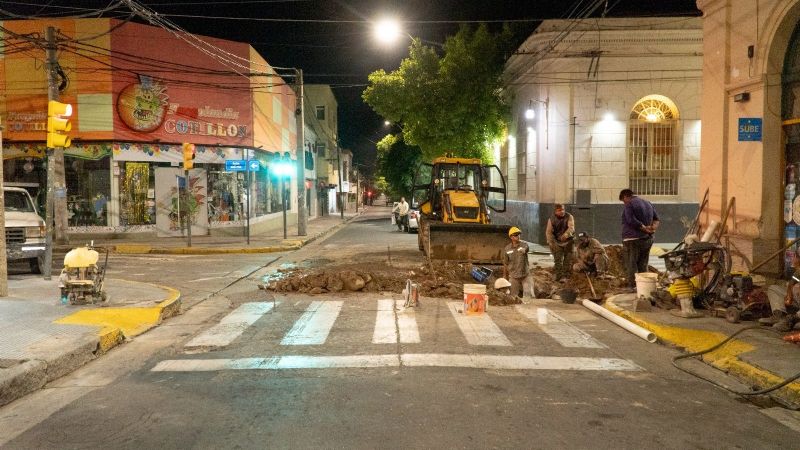 Exitosa reparación de cañería en zona centro