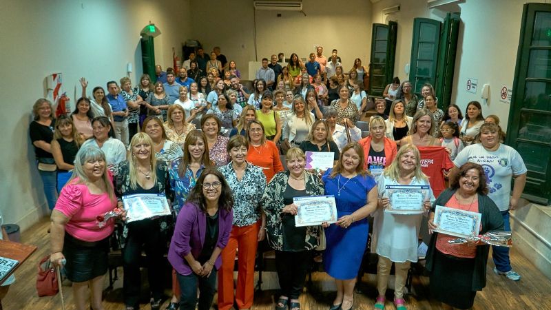 Por el Día de la Mujer Trabajadora: reconocimiento a mujeres sindicalistas 