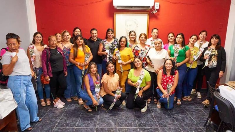 EL CD de Valle Viejo agasajó a las mujeres