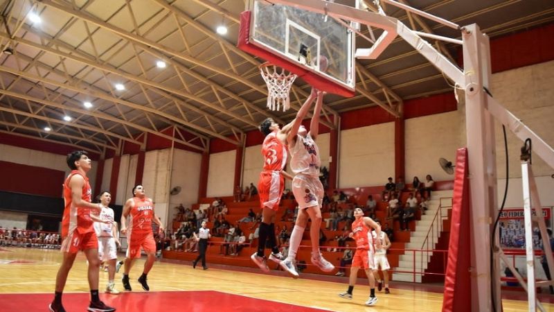 Red Star cayó 87 a 78, de visitante, con Riojano